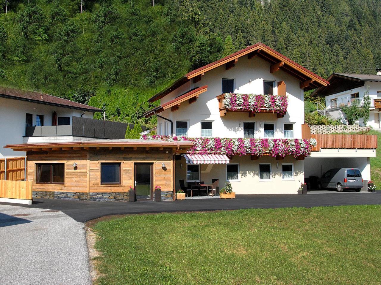 Apartment Christian Mayrhofen Eksteriør bilde